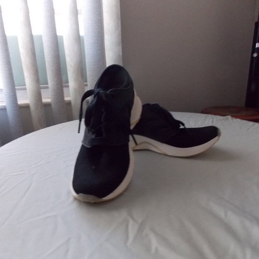 Dr. Scholls Womens Be Free Energy Technology Size 6.5M